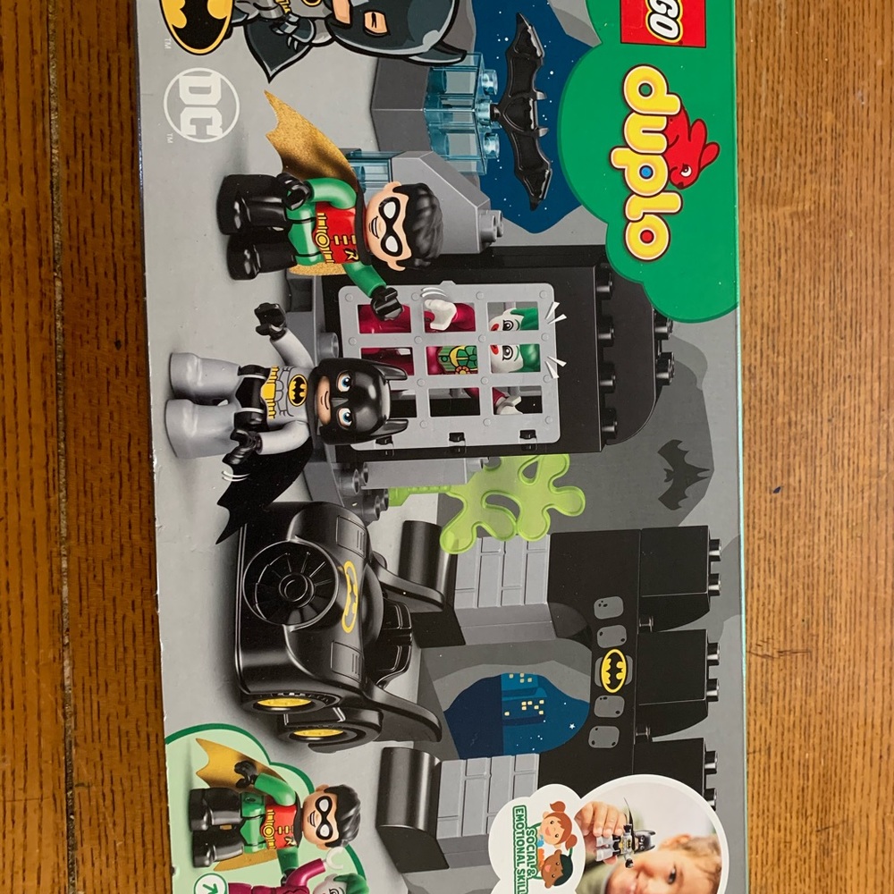 Lego - Picture 5 of 5